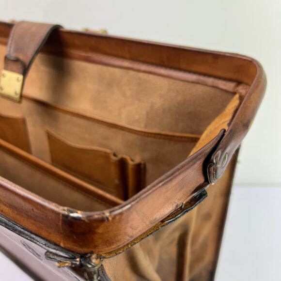 Hartmann Tan Belting Leather Gladstone Style Lawyers Briefcase Attache Collect. - Picture 15 of 16